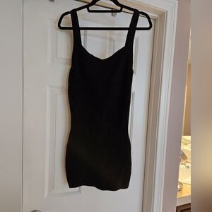 Black Sleeveless Dress